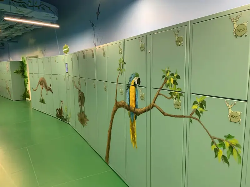 Smart lockers in a gym changing room
